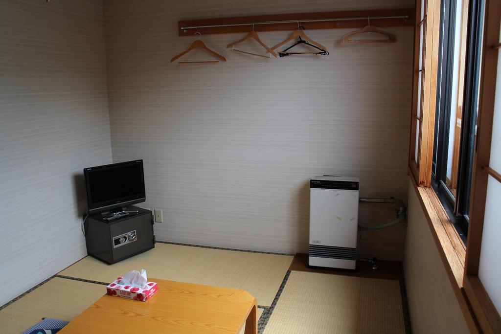 Peanuts House Kumakuma Hotel โนซาวะออนเซ็น ภายนอก รูปภาพ